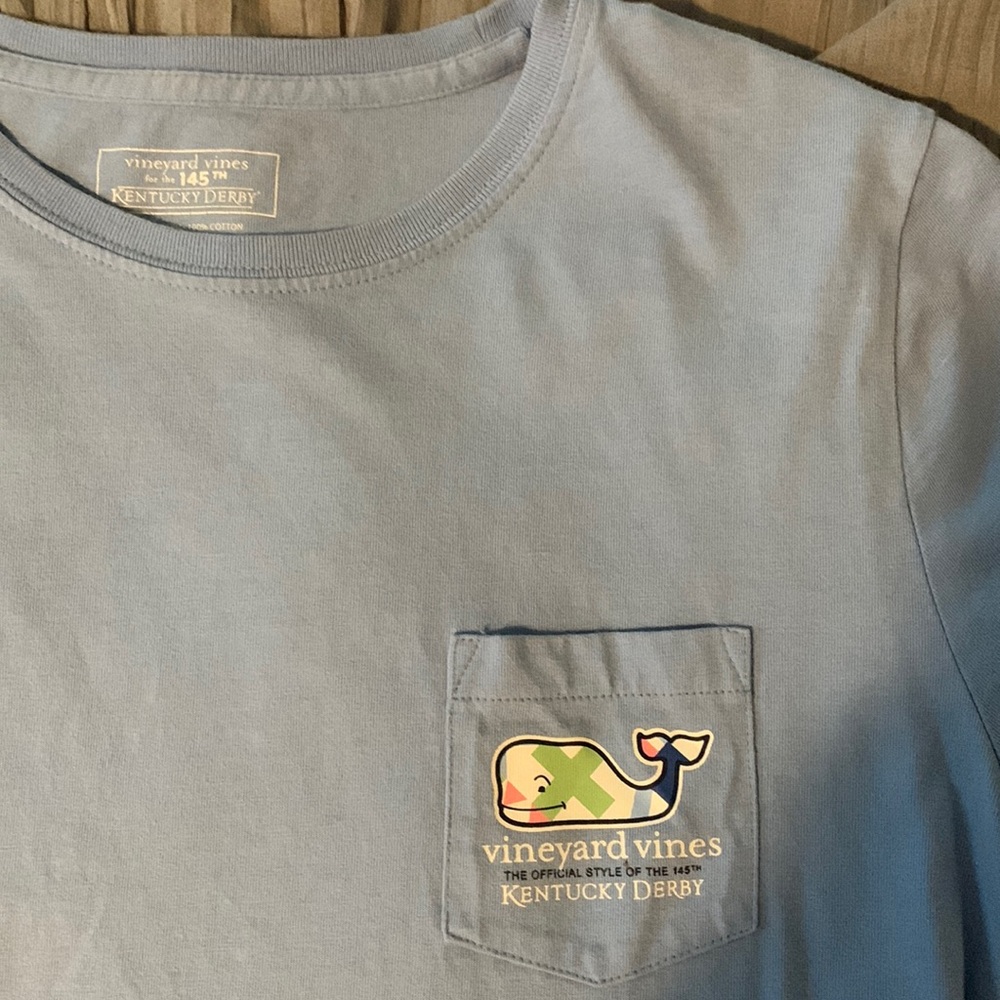 Vineyard Vines Sized M short sleeved shirt